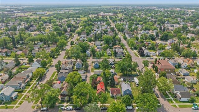 1114 N 18th St, Superior, WI 54880
