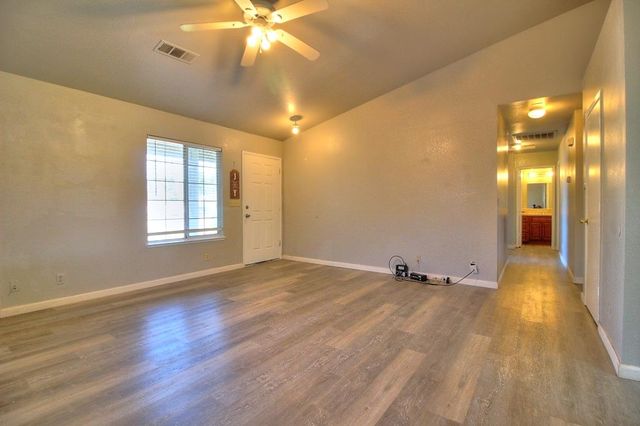 13362 Welch St, Waterford, CA 95386