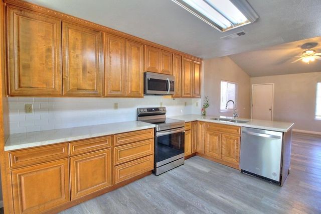 13362 Welch St, Waterford, CA 95386