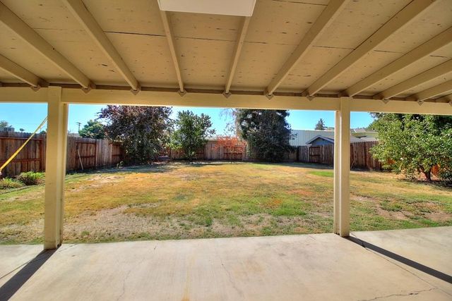 13362 Welch St, Waterford, CA 95386