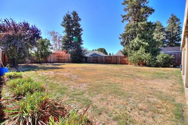 13362 Welch St, Waterford, CA 95386