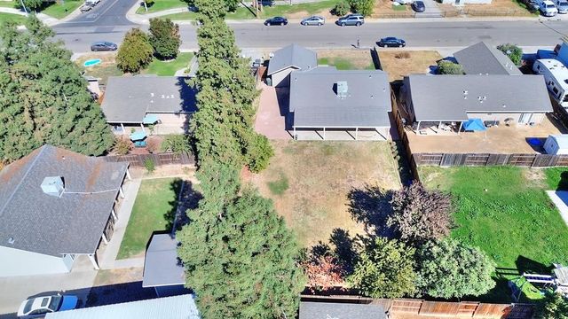 13362 Welch St, Waterford, CA 95386