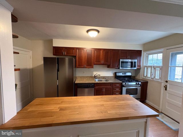 146 DUMBARTON RD, Baltimore, MD 21212