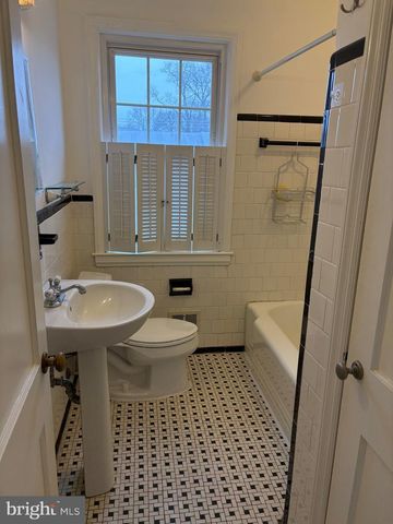 146 DUMBARTON RD, Baltimore, MD 21212