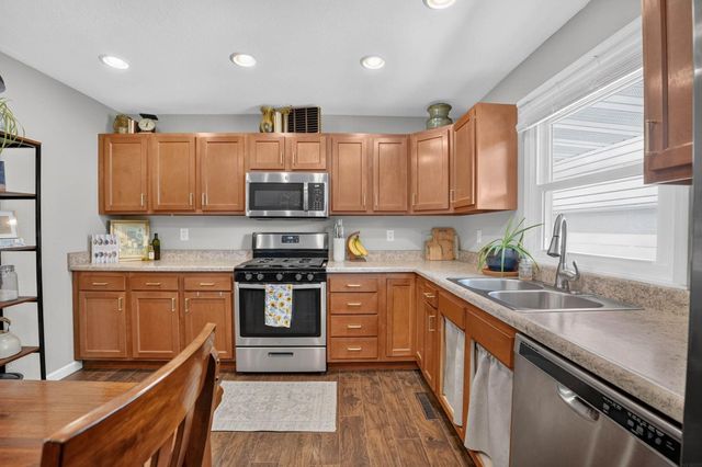 122 Bergstrom Boulevard, Cedar Falls, IA 50613