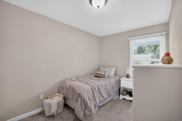122 Bergstrom Boulevard, Cedar Falls, IA 50613