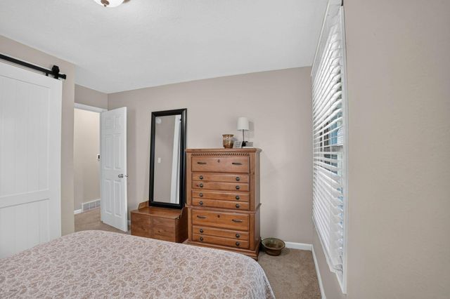 122 Bergstrom Boulevard, Cedar Falls, IA 50613