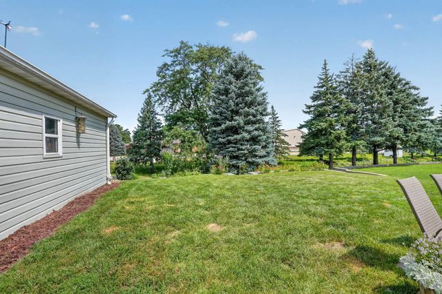122 Bergstrom Boulevard, Cedar Falls, IA 50613