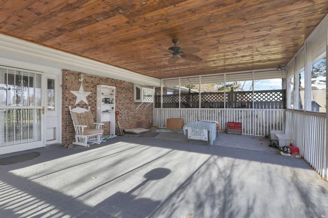 5530 S Pitchin Road, Springfield, OH 45502