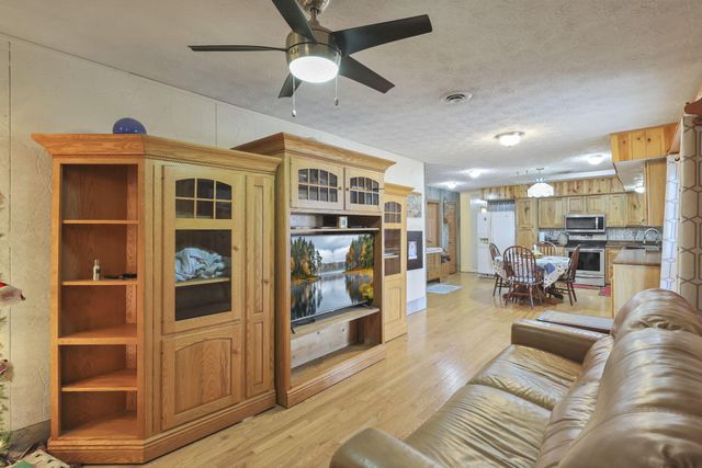 5530 S Pitchin Road, Springfield, OH 45502