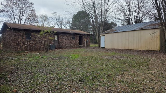 205 W 10th Street, Plainview, AR 72833