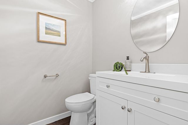 6981 Edgebrook Place, Eden Prairie, MN 55346