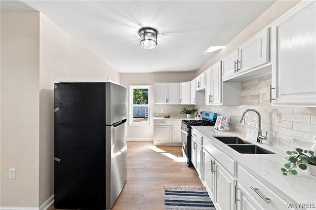 16 Prairie Avenue, Buffalo, NY 14207