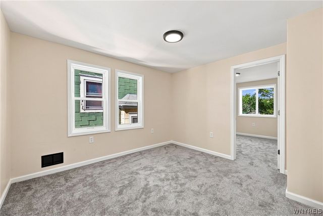 16 Prairie Avenue, Buffalo, NY 14207