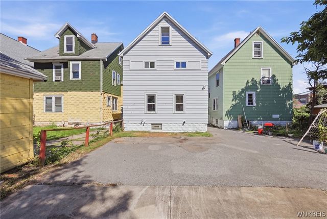 16 Prairie Avenue, Buffalo, NY 14207