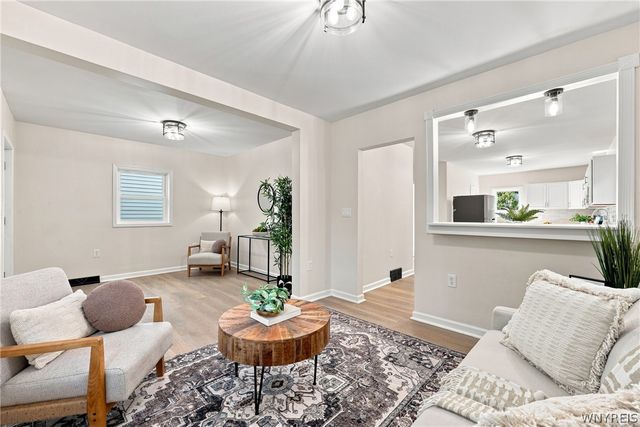 16 Prairie Avenue, Buffalo, NY 14207