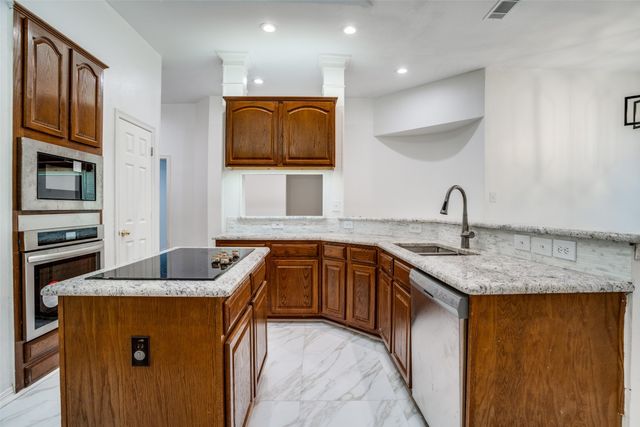 901 Autumn Ridge Drive, Mckinney, TX 75072