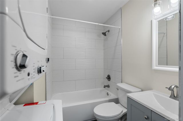 8 Lexington Hill 5, Harriman, NY 10926