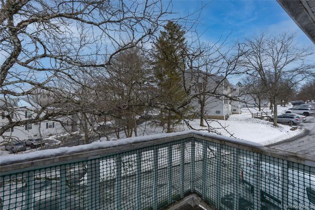 8 Lexington Hill 5, Harriman, NY 10926