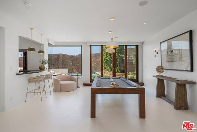 1535 Umeo Road, Los Angeles, CA 90272