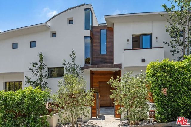 1535 Umeo Road, Los Angeles, CA 90272