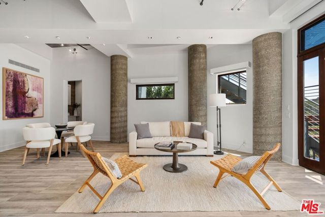1535 Umeo Road, Los Angeles, CA 90272