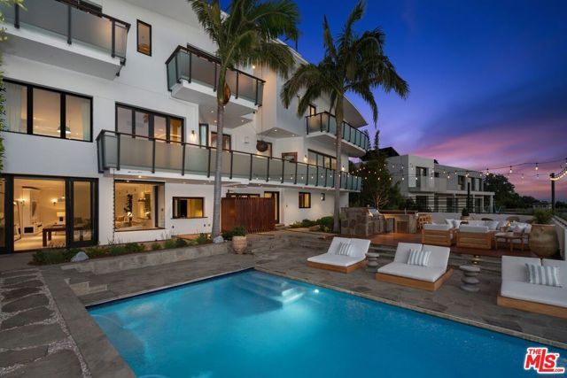 1535 Umeo Road, Los Angeles, CA 90272