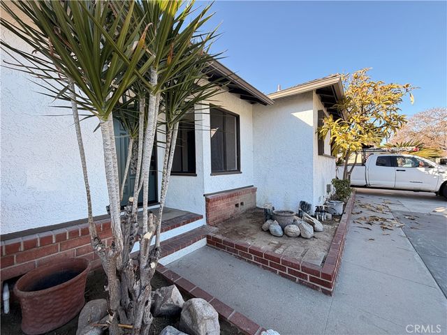 541 N Broadmoor, West Covina, CA 91790