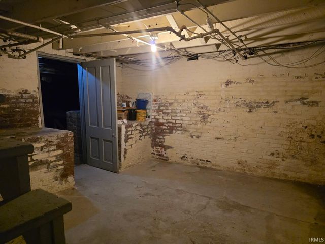 737 E Virginia Street, Evansville, IN 47711