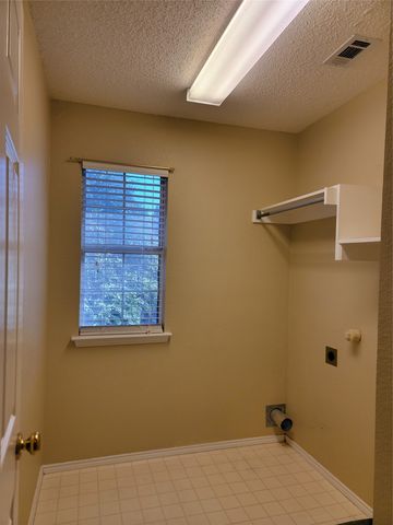 8609 Crested Cove Court, Plano, TX 75025