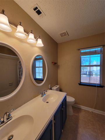 8609 Crested Cove Court, Plano, TX 75025