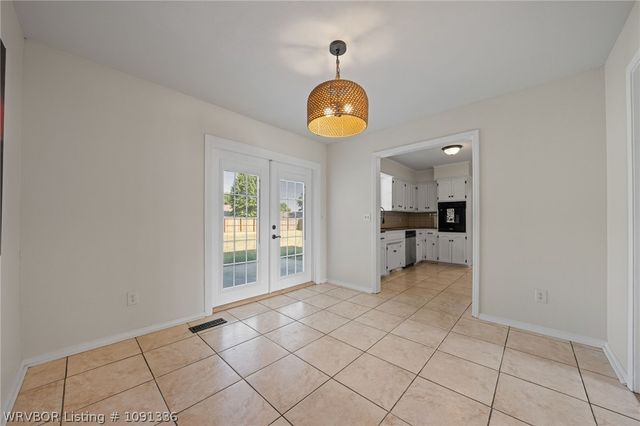 10811 Old Harbor Road, Fort Smith, AR 72903