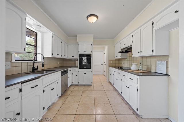 10811 Old Harbor Road, Fort Smith, AR 72903