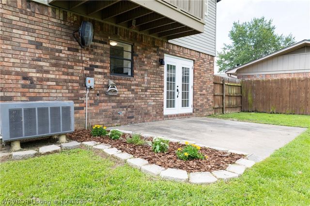 10811 Old Harbor Road, Fort Smith, AR 72903