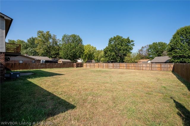 10811 Old Harbor Road, Fort Smith, AR 72903
