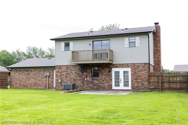 10811 Old Harbor Road, Fort Smith, AR 72903