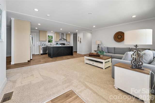 1675 Bull Creek Road, Marshall, NC 28753