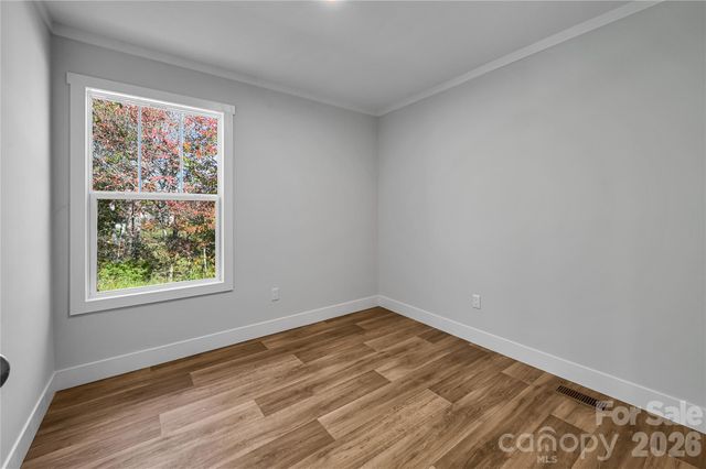 1675 Bull Creek Road, Marshall, NC 28753