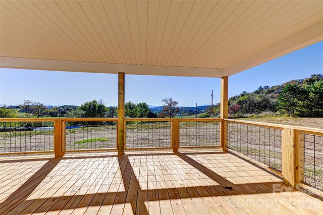 1675 Bull Creek Road, Marshall, NC 28753