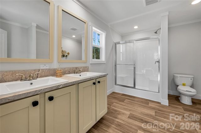 1675 Bull Creek Road, Marshall, NC 28753