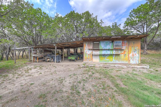 109 Saddle Wood Trl, Comfort, TX 78013