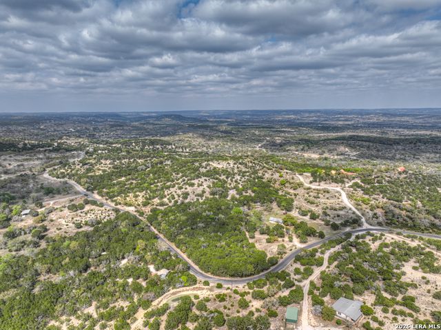 109 Saddle Wood Trl, Comfort, TX 78013