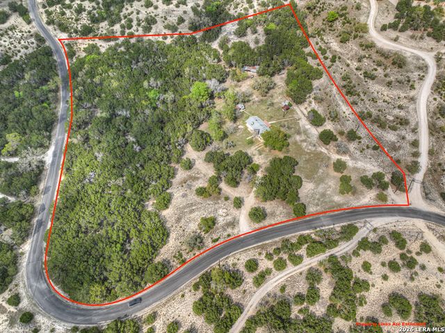 109 Saddle Wood Trl, Comfort, TX 78013