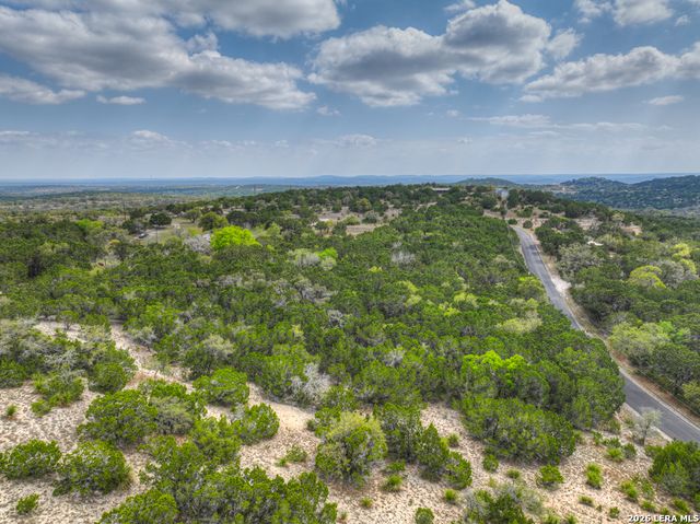 109 Saddle Wood Trl, Comfort, TX 78013