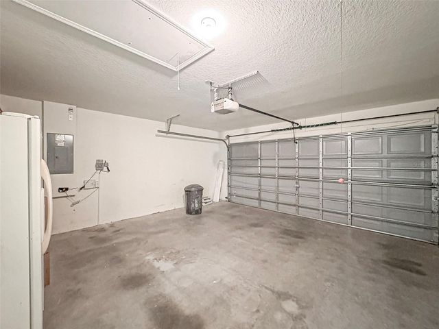 8755 FORT SOCRUM VILLAGE WAY, Lakeland, FL 33810