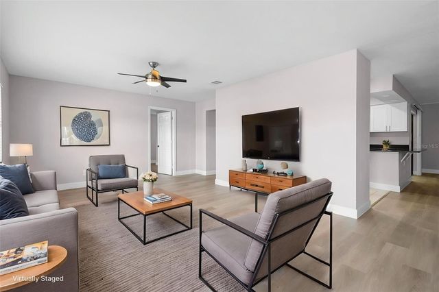 10140 BRIDLEWOOD AVENUE, Orlando, FL 32825