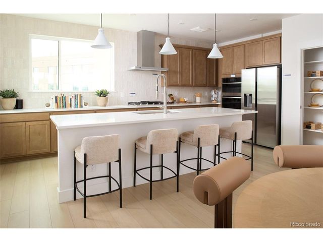 8 Ascent Trl, Englewood, CO 80112