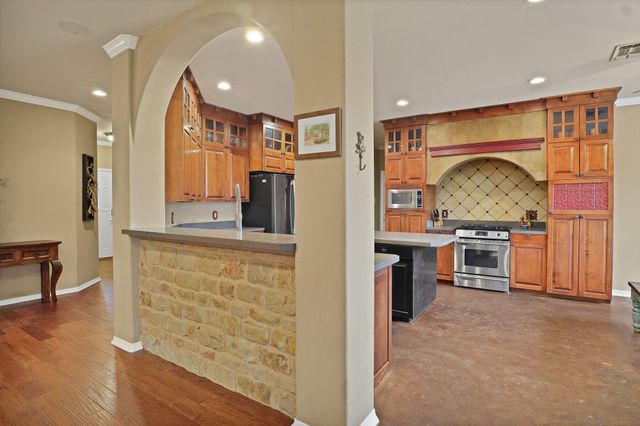 700 Cougar Road, Lipan, TX 76462