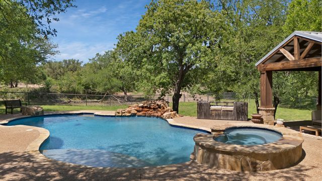 700 Cougar Road, Lipan, TX 76462