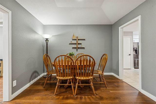 433 Tall Oaks Lane, Richardson, TX 75081